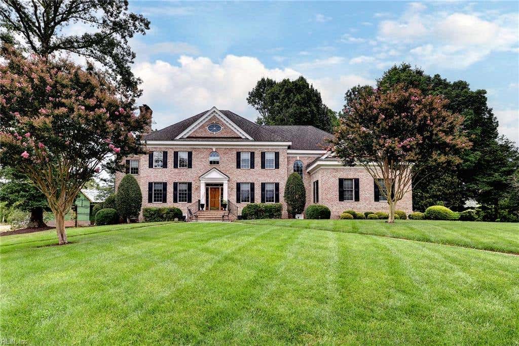 Photo of 208 Holly Hills Dr Drive, Williamsburg, VA 23185 (MLS # 10647752)