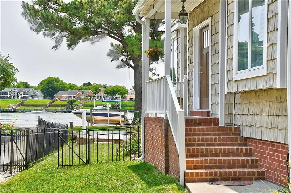 Virginia Beach, Virginia 23451, United States, 5 Bedrooms Bedrooms, ,4 BathroomsBathrooms,Residential,Active,144810