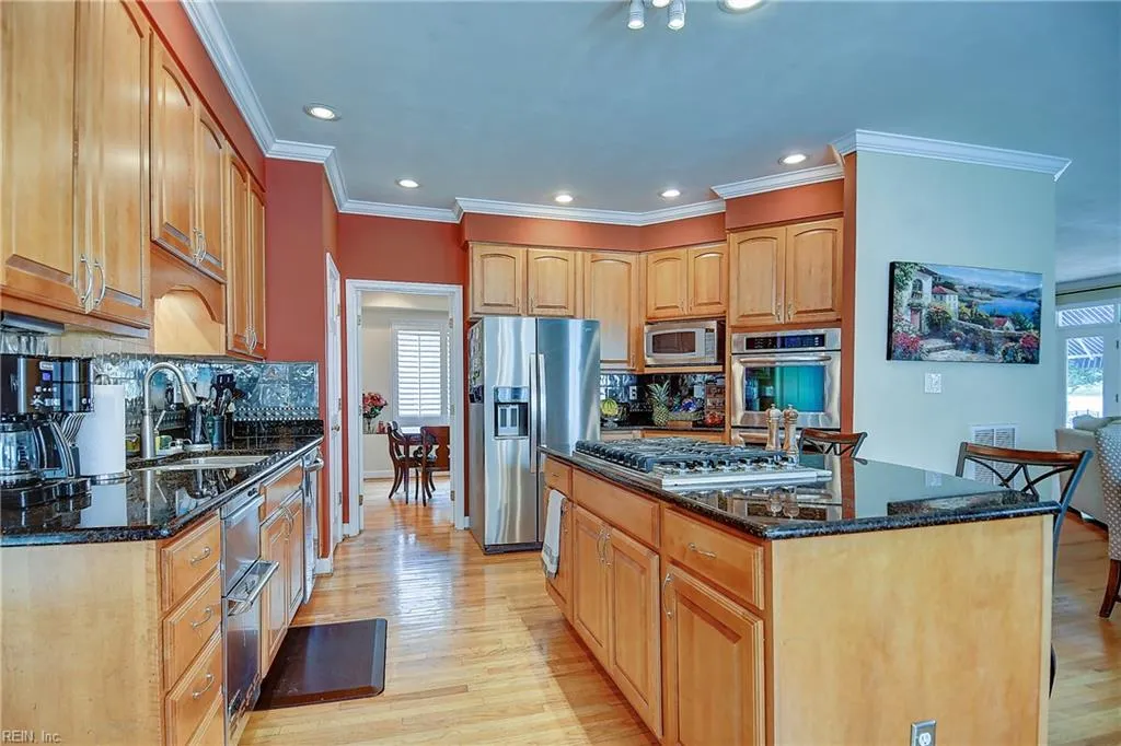 Virginia Beach, Virginia 23451, United States, 5 Bedrooms Bedrooms, ,4 BathroomsBathrooms,Residential,Active,144810