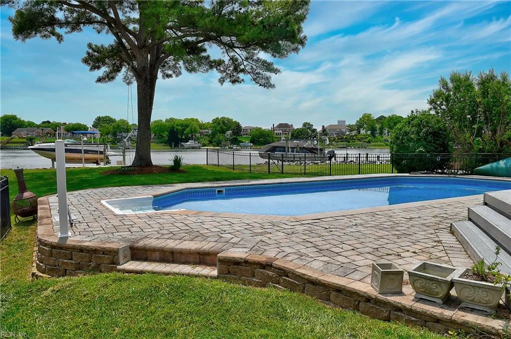 Virginia Beach, Virginia 23451, United States, 5 Bedrooms Bedrooms, ,4 BathroomsBathrooms,Residential,Active,144810