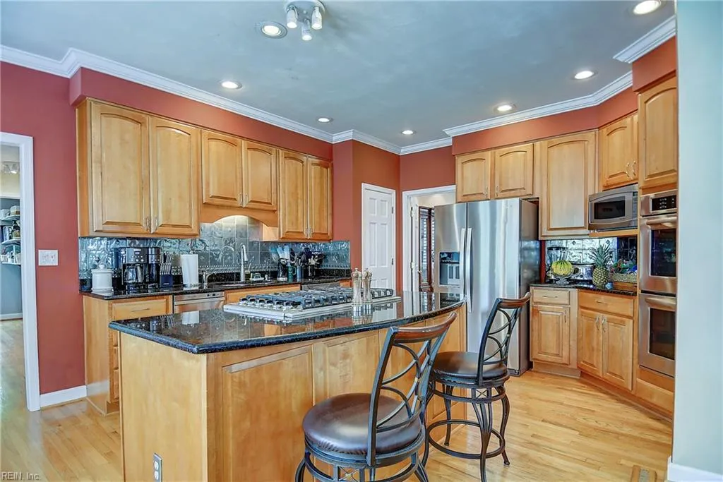 Virginia Beach, Virginia 23451, United States, 5 Bedrooms Bedrooms, ,4 BathroomsBathrooms,Residential,Active,144810