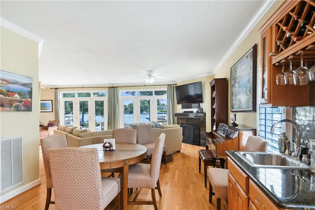 Virginia Beach, Virginia 23451, United States, 5 Bedrooms Bedrooms, ,4 BathroomsBathrooms,Residential,Active,144810