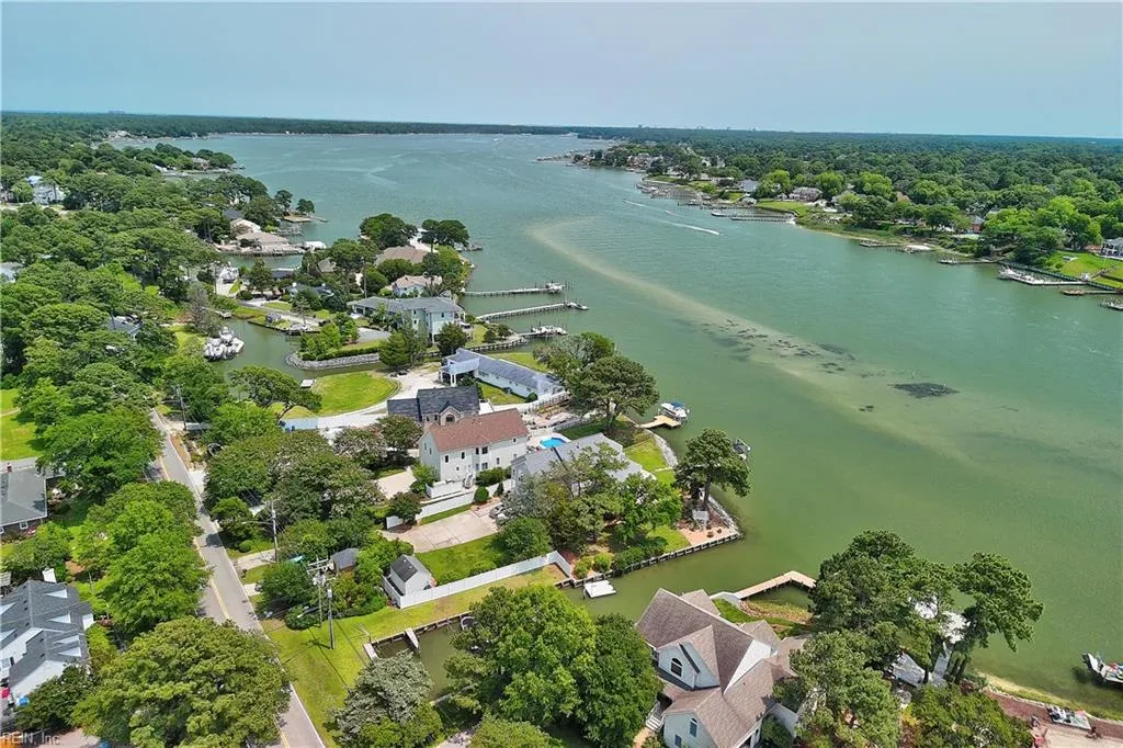 Virginia Beach, Virginia 23451, United States, 5 Bedrooms Bedrooms, ,4 BathroomsBathrooms,Residential,Active,144810