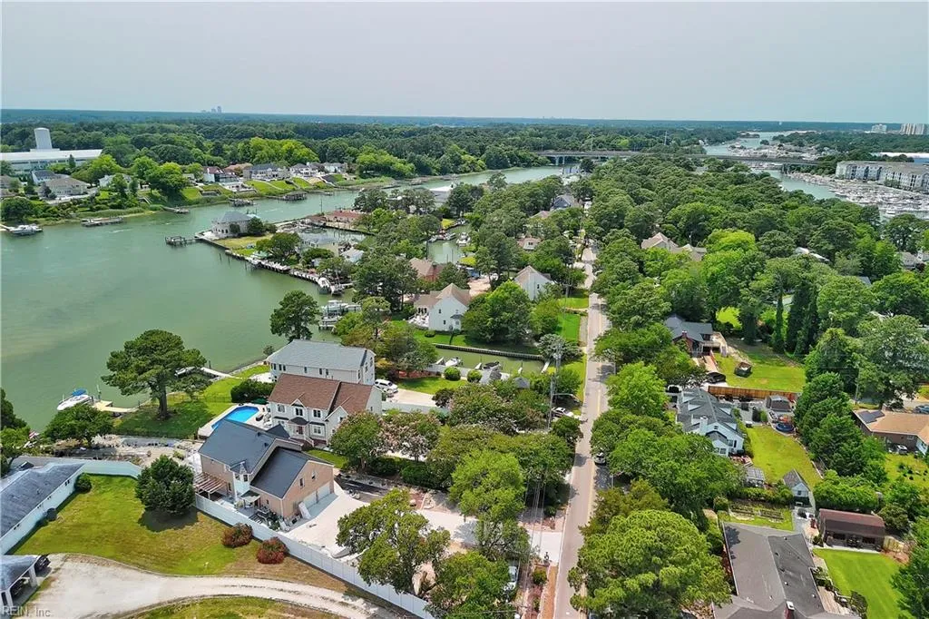 Virginia Beach, Virginia 23451, United States, 5 Bedrooms Bedrooms, ,4 BathroomsBathrooms,Residential,Active,144810