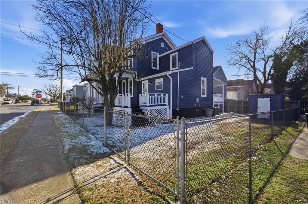 Photo of 26 Downes St Street, Hampton, VA 23663 (MLS # 10620131)