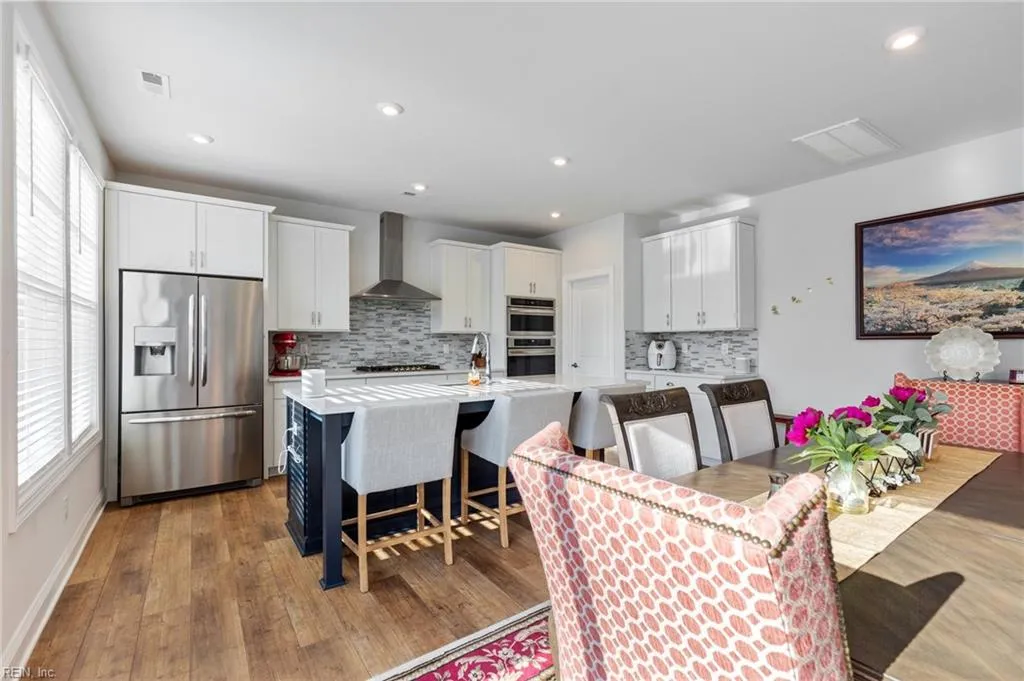 Newport News, Virginia 23608, United States, 3 Bedrooms Bedrooms, ,3 BathroomsBathrooms,Residential,Active,79460