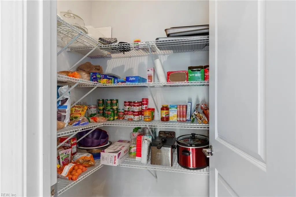 Newport News, Virginia 23608, United States, 3 Bedrooms Bedrooms, ,3 BathroomsBathrooms,Residential,Active,79460