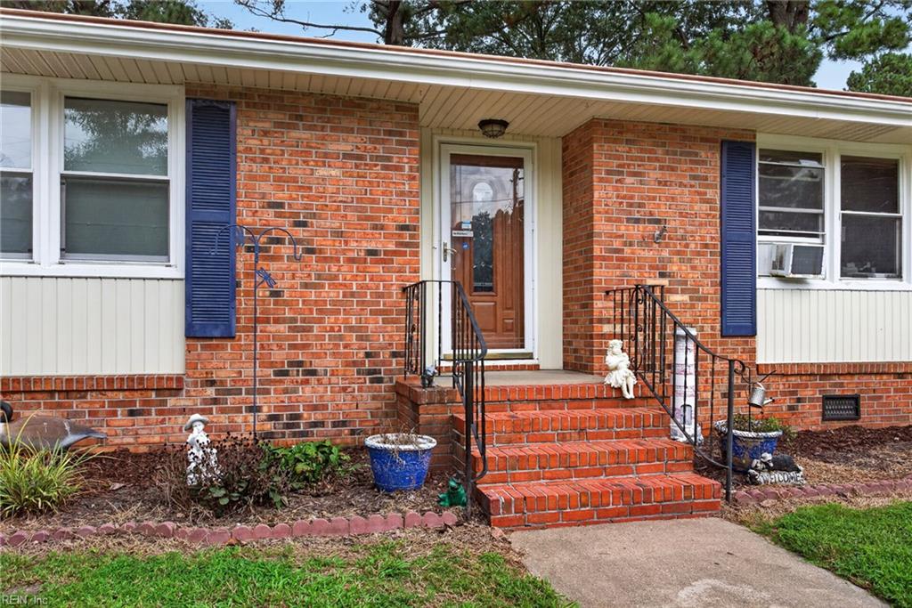 Photo of 3680 DEERFIELD Drive, Suffolk, VA 23435 (MLS # 10654293)