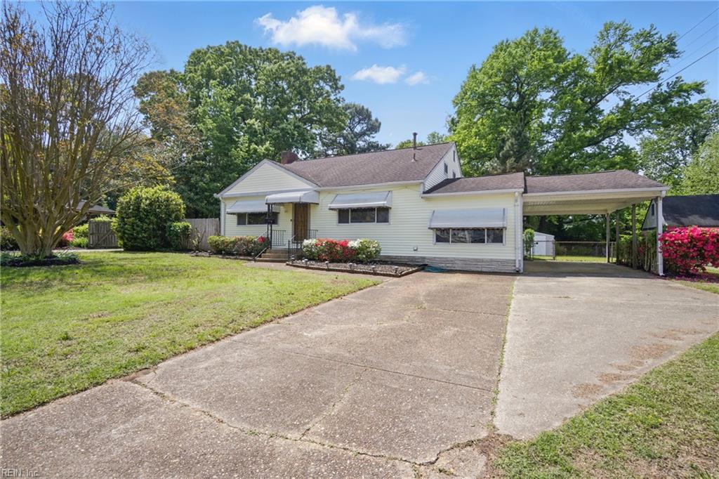 861 Romney LN