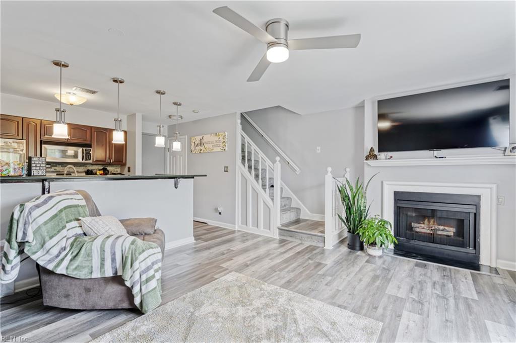 111 High ST 407