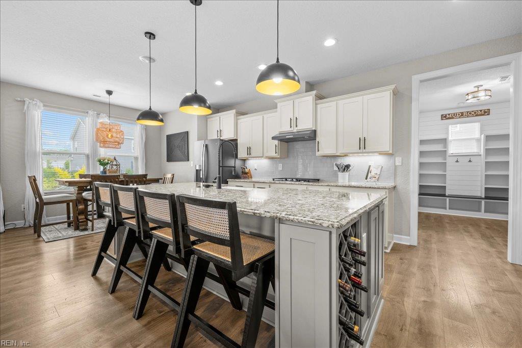 3012 George Starr DR