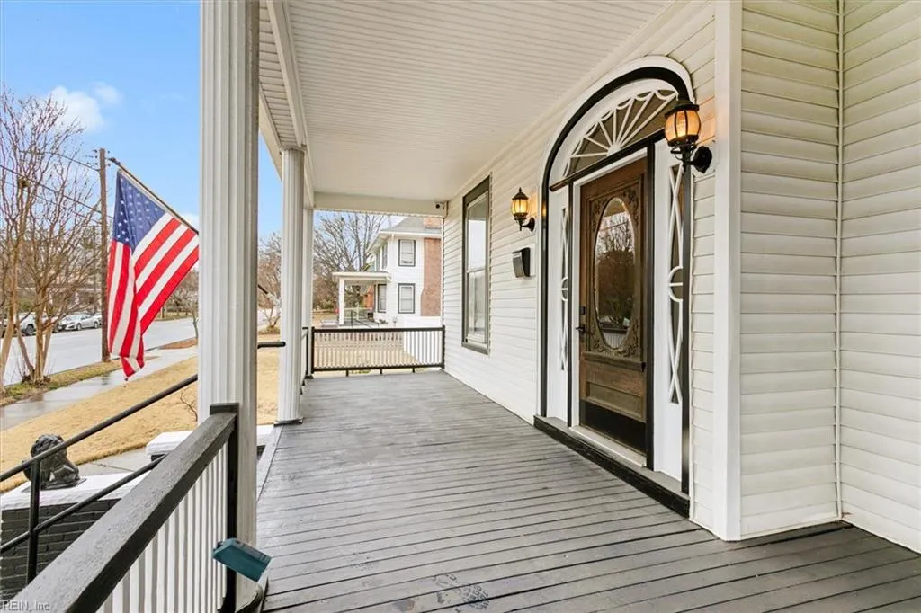 Newport News, Virginia 23607, United States, 5 Bedrooms Bedrooms, ,3 BathroomsBathrooms,Residential,Pending,5500