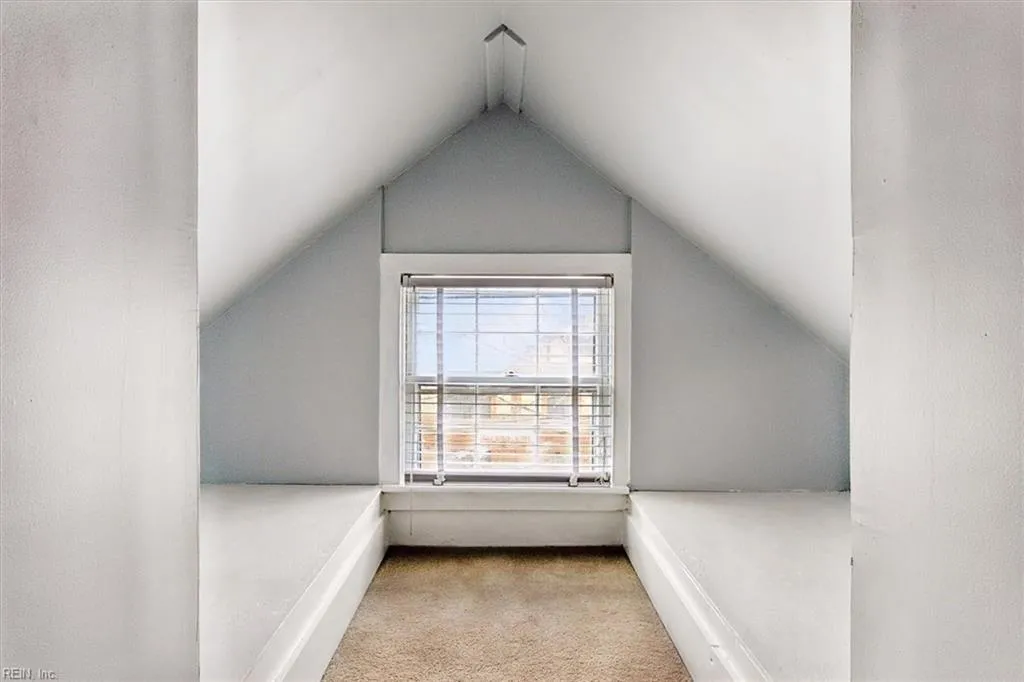 Newport News, Virginia 23607, United States, 5 Bedrooms Bedrooms, ,3 BathroomsBathrooms,Residential,Pending,5500