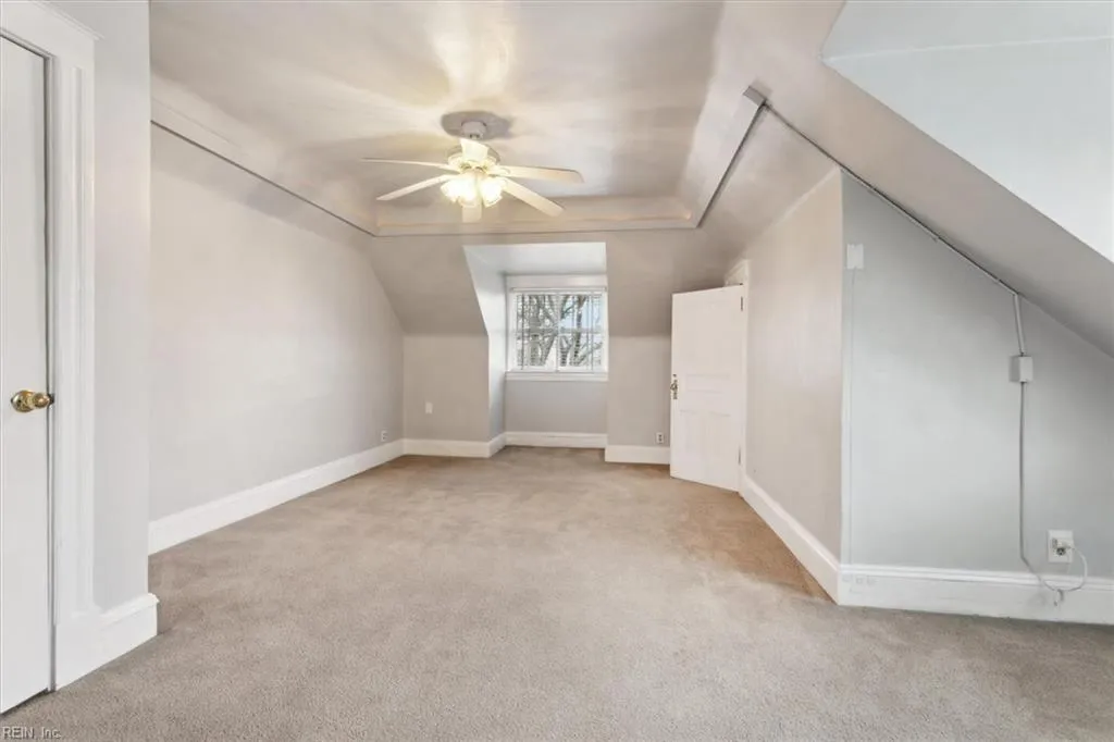 Newport News, Virginia 23607, United States, 5 Bedrooms Bedrooms, ,3 BathroomsBathrooms,Residential,Pending,5500