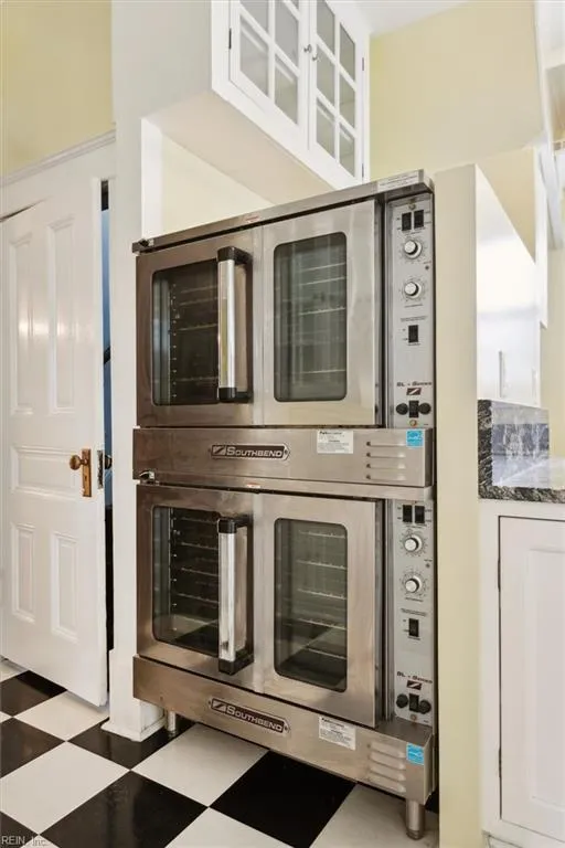 Newport News, Virginia 23607, United States, 5 Bedrooms Bedrooms, ,3 BathroomsBathrooms,Residential,Pending,5500