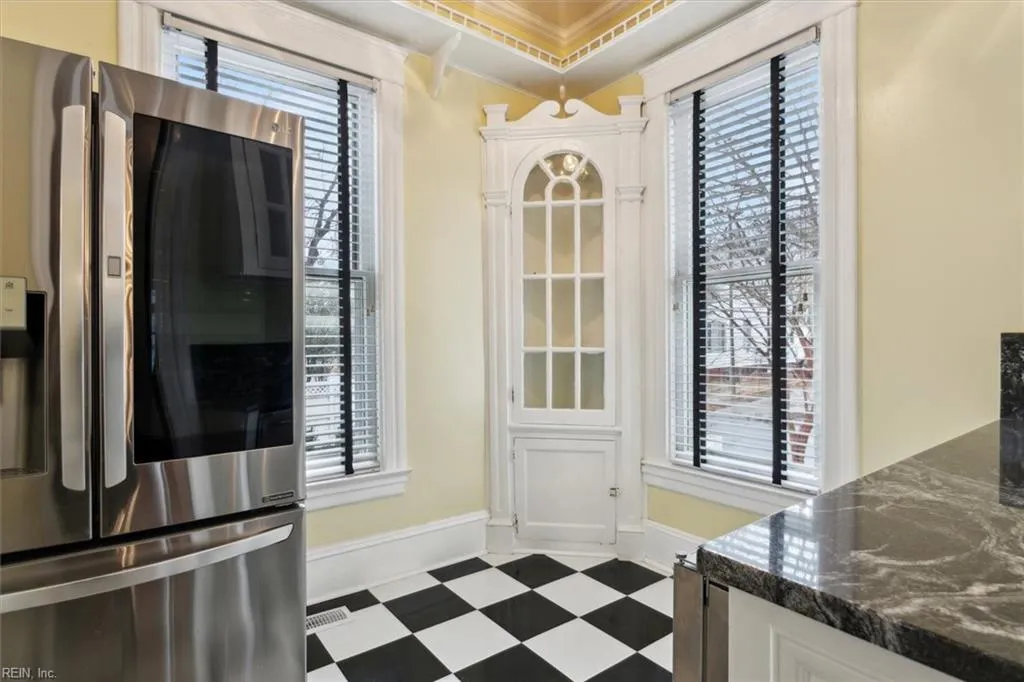 Newport News, Virginia 23607, United States, 5 Bedrooms Bedrooms, ,3 BathroomsBathrooms,Residential,Pending,5500