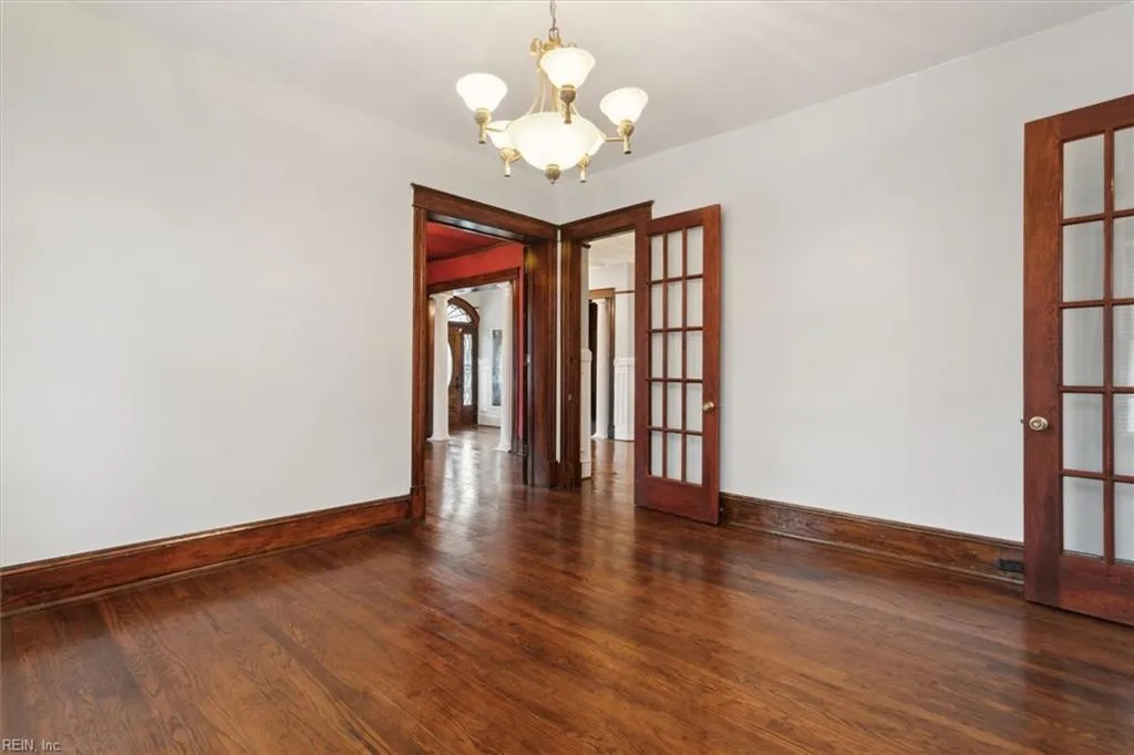 Newport News, Virginia 23607, United States, 5 Bedrooms Bedrooms, ,3 BathroomsBathrooms,Residential,Pending,5500