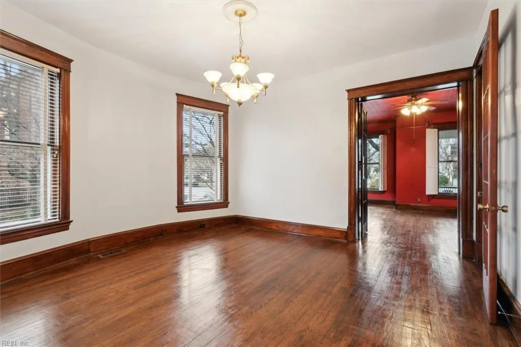 Newport News, Virginia 23607, United States, 5 Bedrooms Bedrooms, ,3 BathroomsBathrooms,Residential,Pending,5500