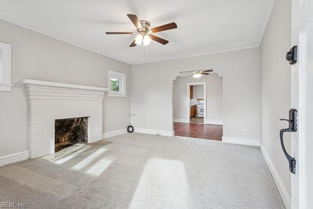 Photo of 408 Algonquin Road, Hampton, VA 23661 (MLS # 10622938)