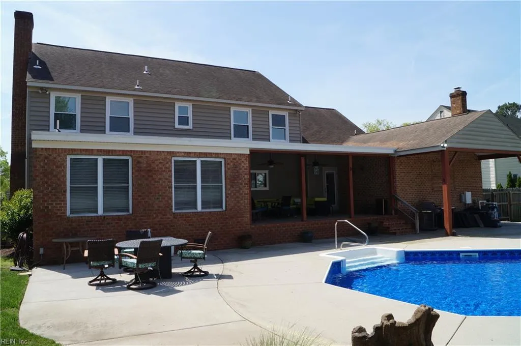 Virginia Beach, Virginia 23454, United States, 4 Bedrooms Bedrooms, ,4 BathroomsBathrooms,Residential,Pending,106826