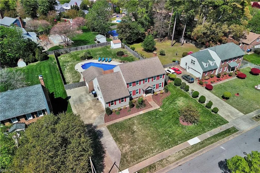 Virginia Beach, Virginia 23454, United States, 4 Bedrooms Bedrooms, ,4 BathroomsBathrooms,Residential,Pending,106826