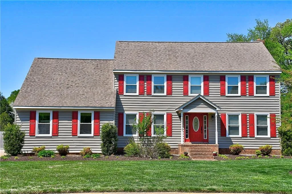 Virginia Beach, Virginia 23454, United States, 4 Bedrooms Bedrooms, ,4 BathroomsBathrooms,Residential,Pending,106826