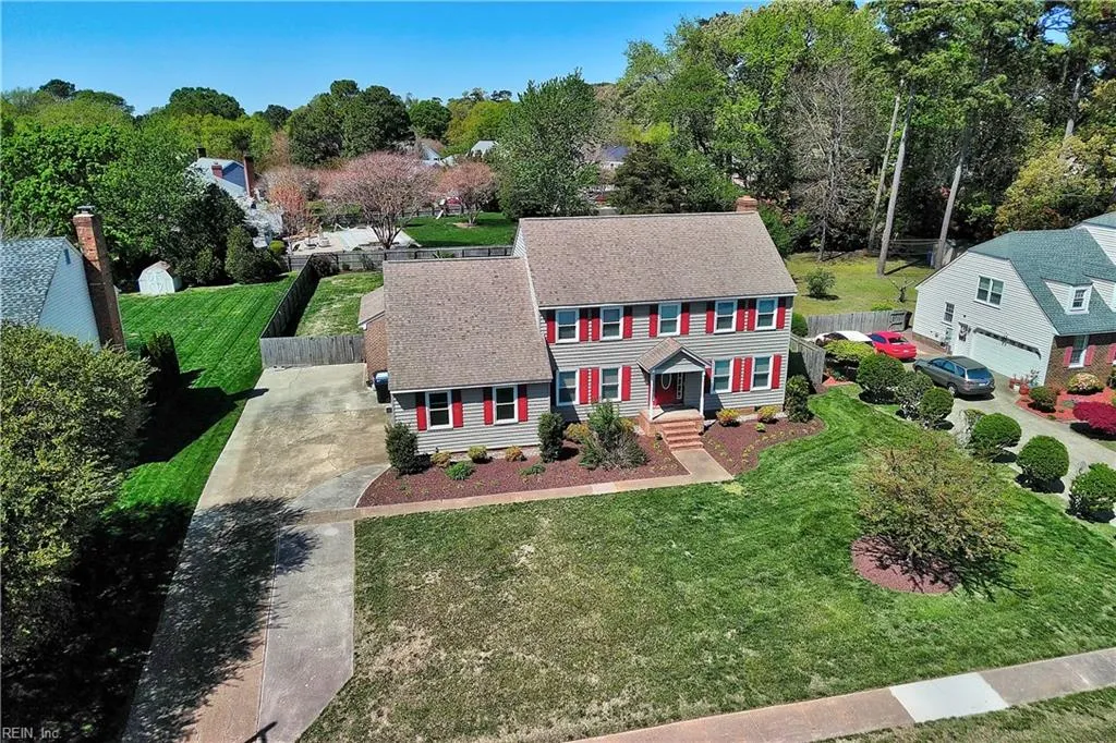 Virginia Beach, Virginia 23454, United States, 4 Bedrooms Bedrooms, ,4 BathroomsBathrooms,Residential,Pending,106826