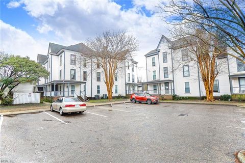 Photo of 917 Green Street, Portsmouth, VA 23704 (MLS # 10623488)