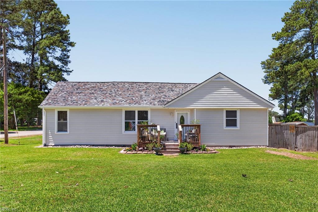 Photo of 32 Cypress Road, Portsmouth, VA 23701 (MLS # 10637877)
