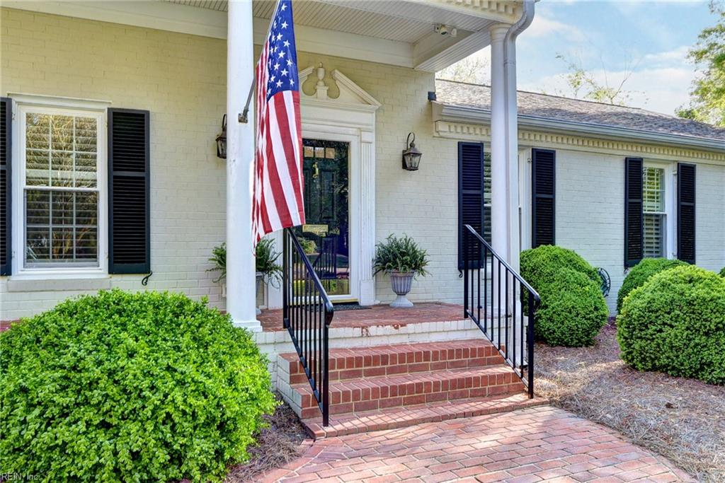 205 James River DR
