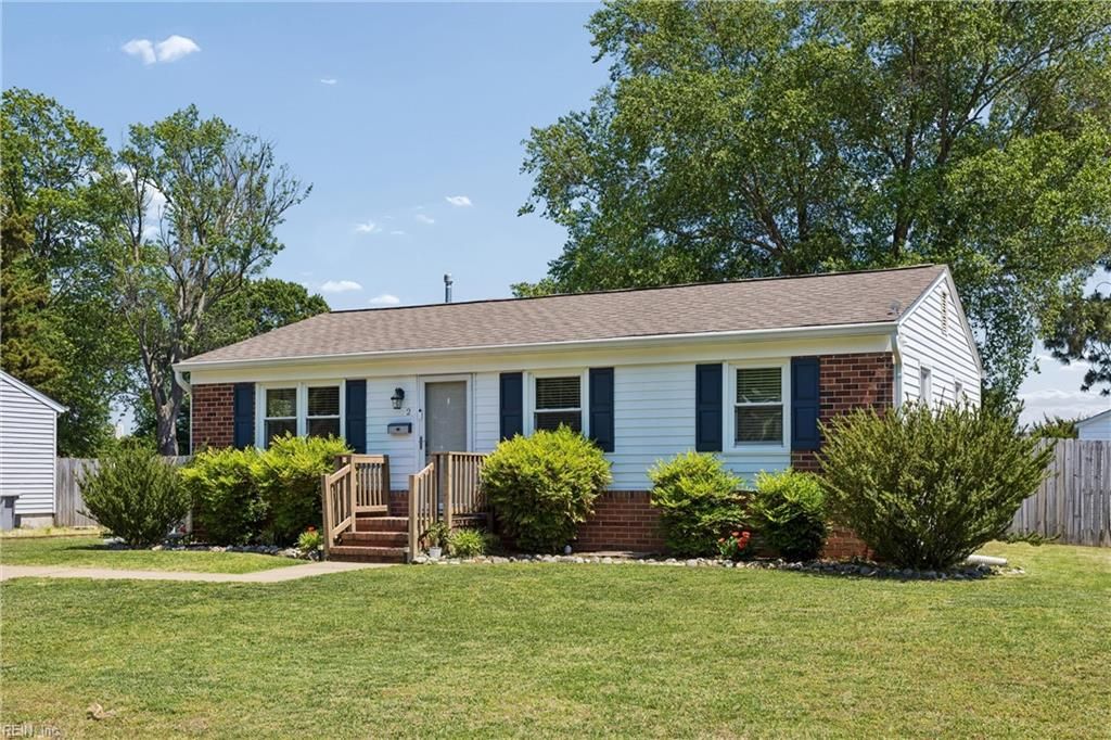 Photo of 2 Pavilion Place, Hampton, VA 23664 (MLS # 10635887)