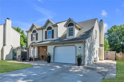 Photo of 3212 Winterberry Court, Virginia Beach, VA 23453 (MLS # 10636928)