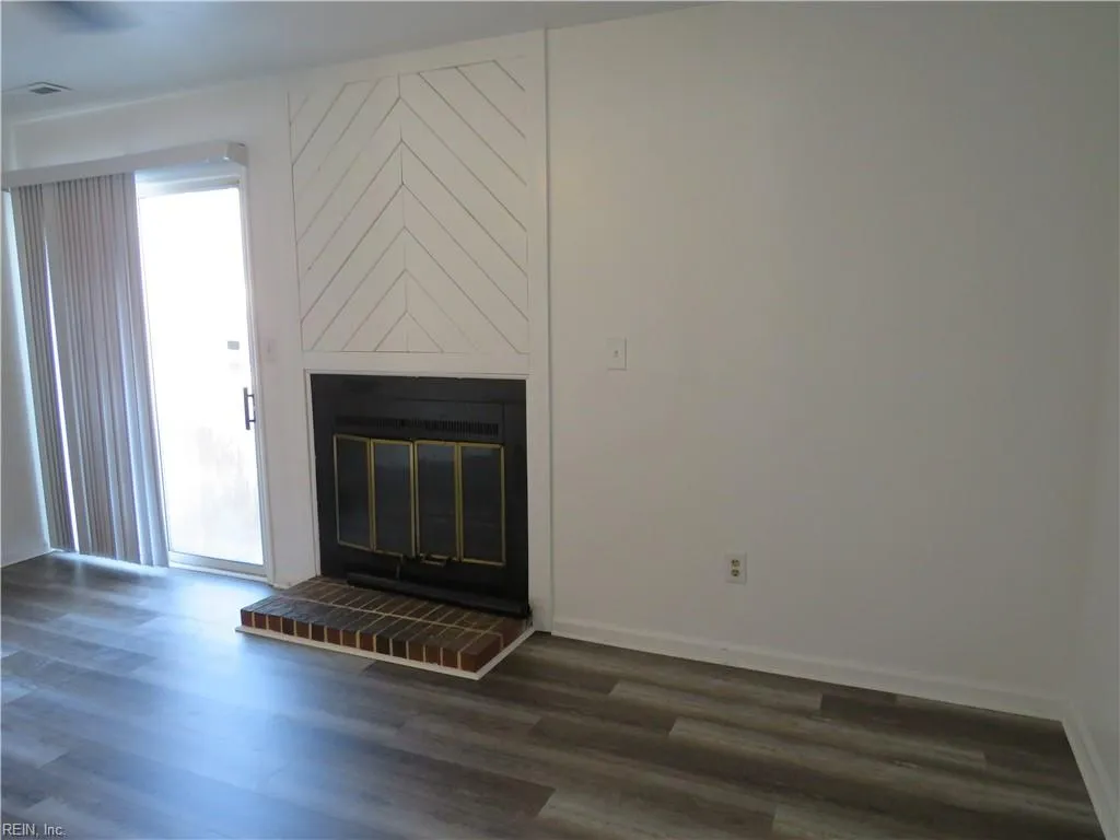 Norfolk, Virginia 23503, United States, 2 Bedrooms Bedrooms, ,2 BathroomsBathrooms,Residential,Active,79821