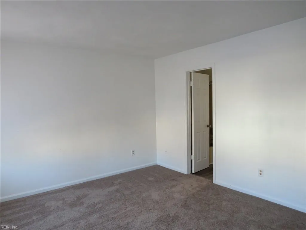 Norfolk, Virginia 23503, United States, 2 Bedrooms Bedrooms, ,2 BathroomsBathrooms,Residential,Active,79821