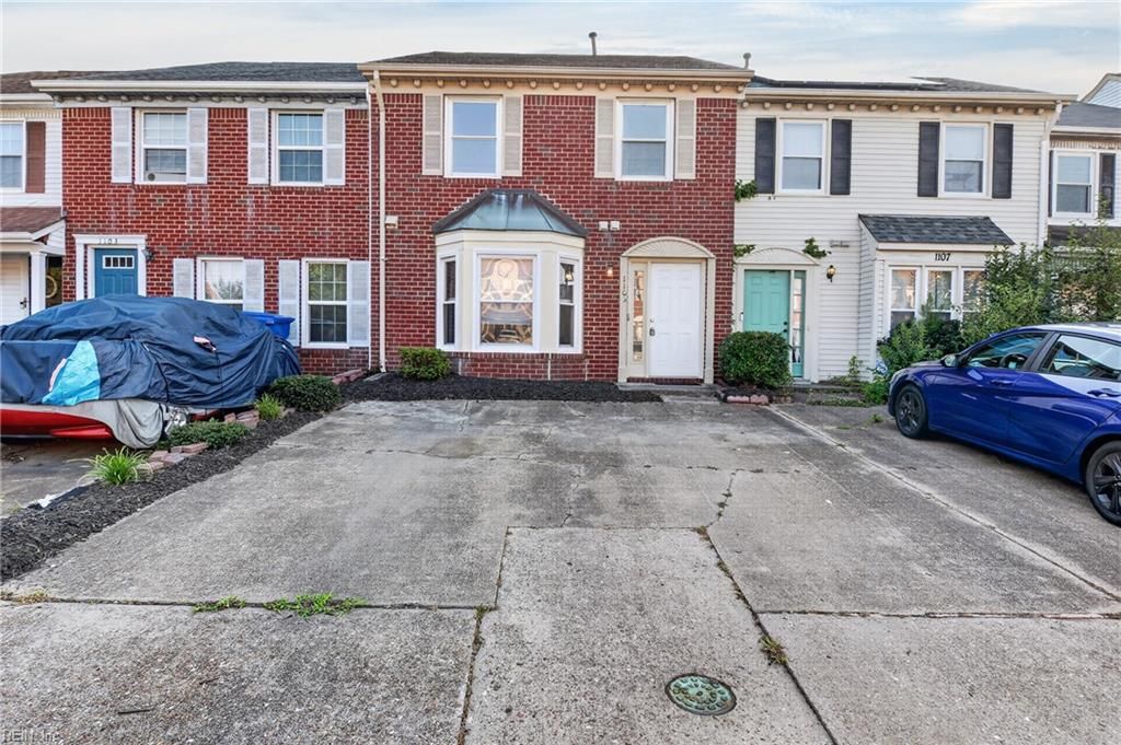 Photo of 1105 Gleaning Close, Virginia Beach, VA 23455 (MLS # 10641125)