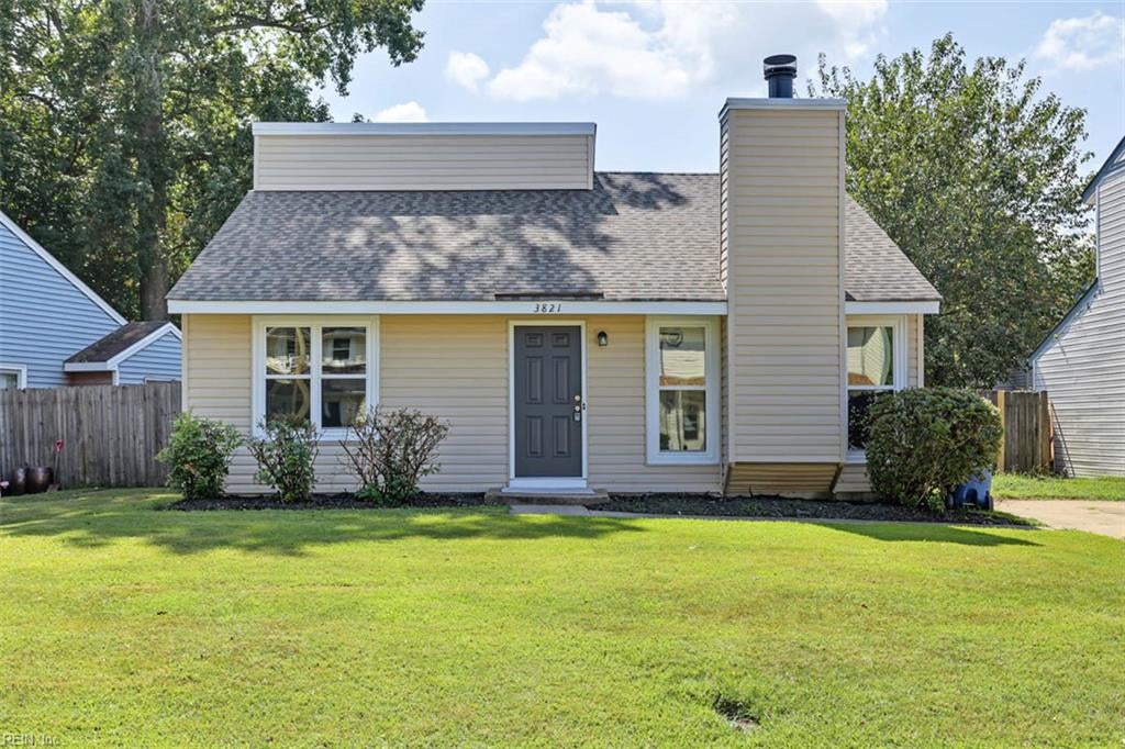 Photo of 3821 Aberdeen Court, Virginia Beach, VA 23453 (MLS # 10654402)