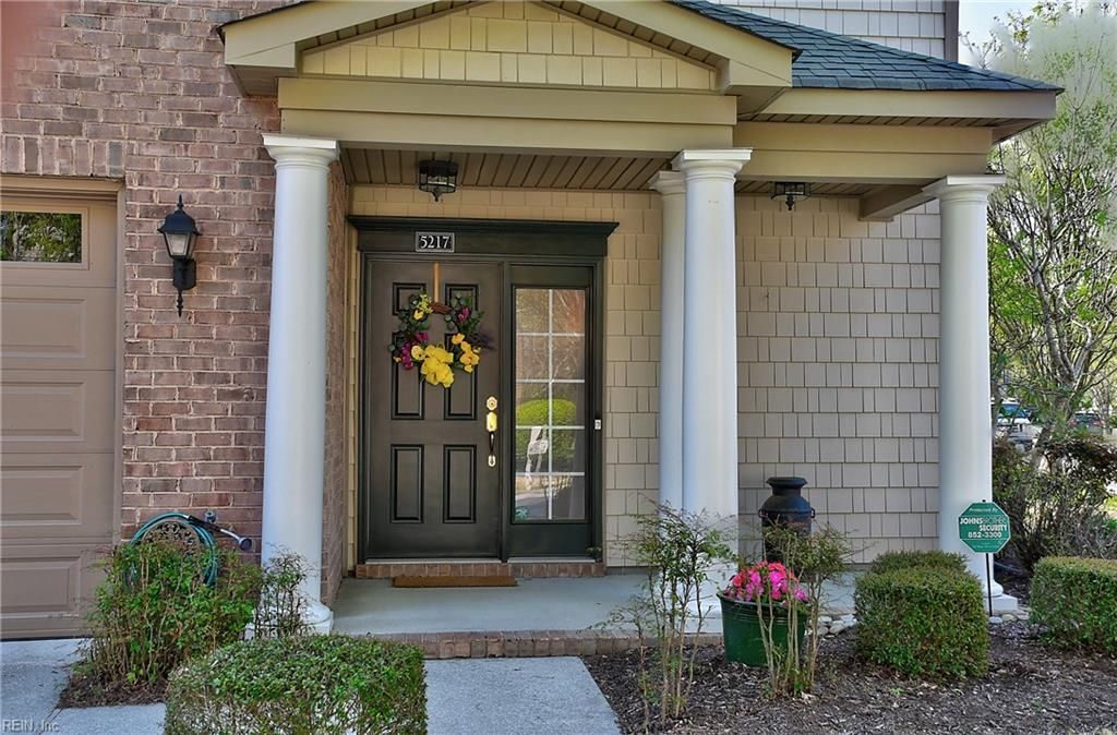 Photo of 5217 Norwell Lane, Virginia Beach, VA 23455 (MLS # 10628349)