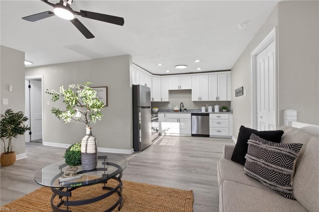 Photo of 804 Teach Street, Hampton, VA 23661 (MLS # 10632192)
