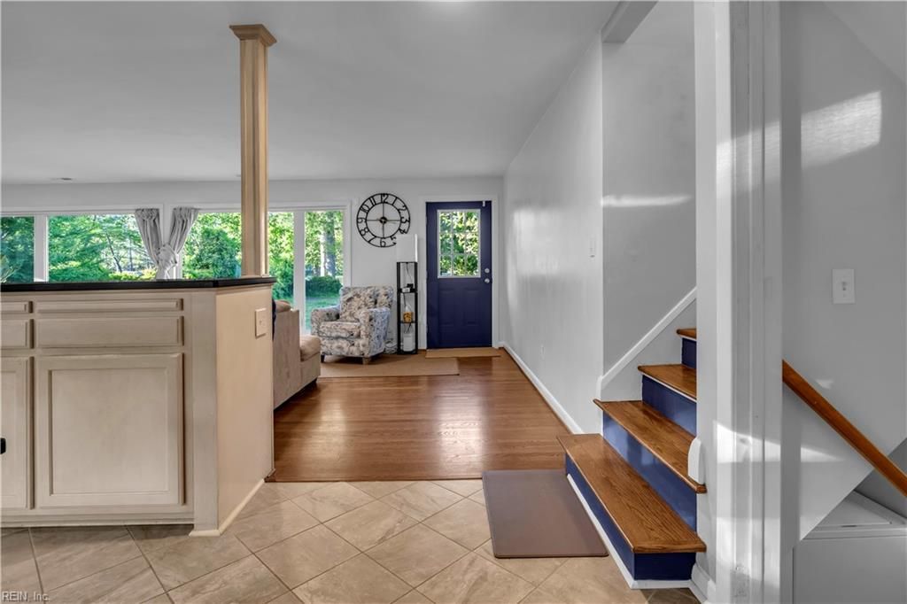 Photo of 6 Downing Place, Newport News, VA 23606 (MLS # 10629303)