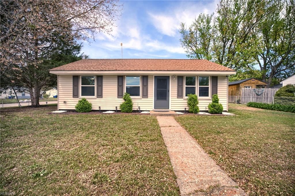 Photo of 901 77th Street, Newport News, VA 23605 (MLS # 10628676)