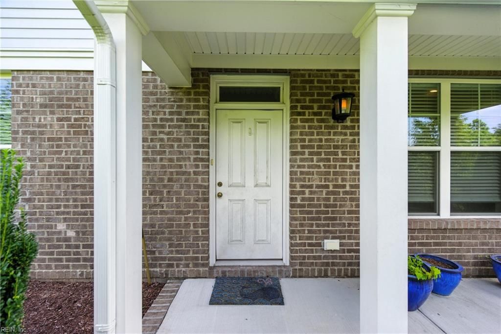 Photo of 301 Sikeston Lane, Chesapeake, VA 23322 (MLS # 10616106)