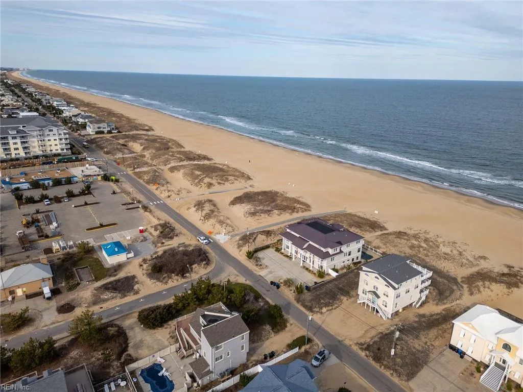 Virginia Beach, Virginia 23456, United States, 10 Bedrooms Bedrooms, ,7 BathroomsBathrooms,Residential,Active,493