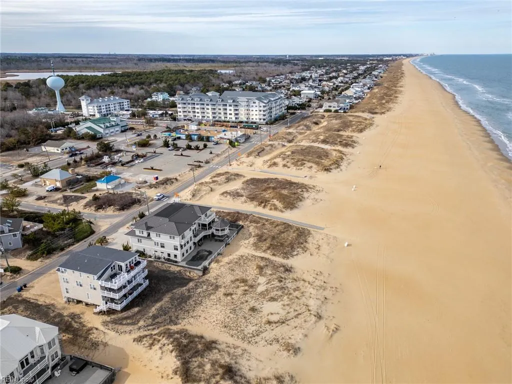 Virginia Beach, Virginia 23456, United States, 10 Bedrooms Bedrooms, ,7 BathroomsBathrooms,Residential,Active,493
