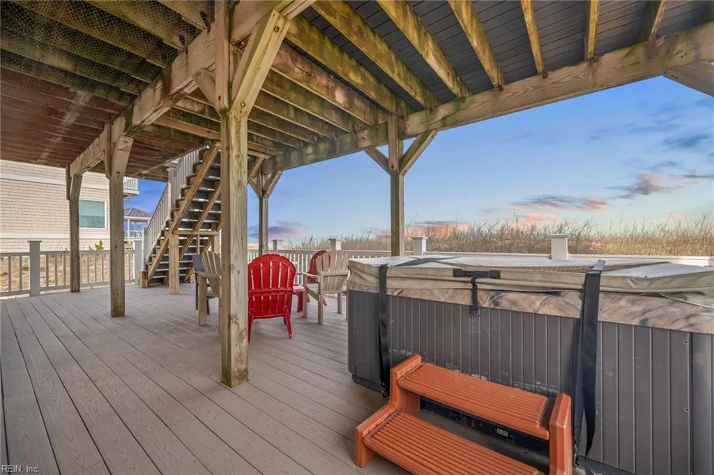 Virginia Beach, Virginia 23456, United States, 10 Bedrooms Bedrooms, ,7 BathroomsBathrooms,Residential,Active,493