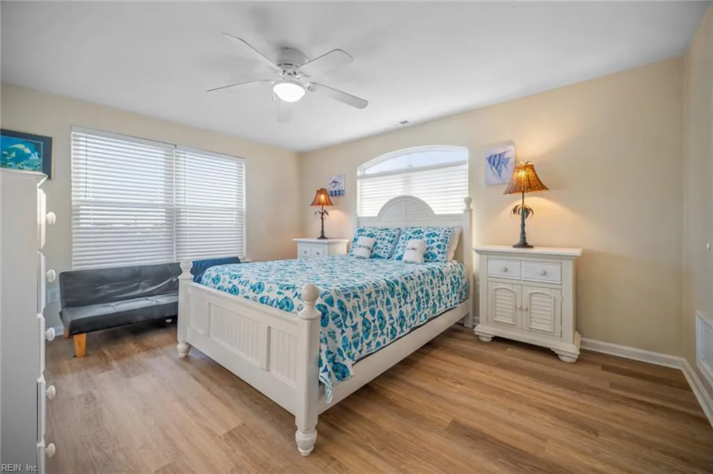 Virginia Beach, Virginia 23456, United States, 10 Bedrooms Bedrooms, ,7 BathroomsBathrooms,Residential,Active,493