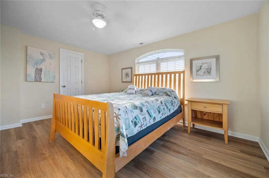 Virginia Beach, Virginia 23456, United States, 10 Bedrooms Bedrooms, ,7 BathroomsBathrooms,Residential,Active,493