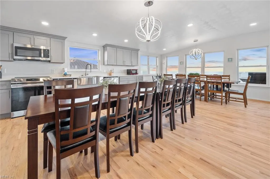 Virginia Beach, Virginia 23456, United States, 10 Bedrooms Bedrooms, ,7 BathroomsBathrooms,Residential,Active,493