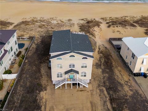 2556 Sandfiddler RD Virginia Beach VA 23456