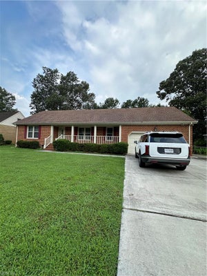 634 AGUILA DR, CHESAPEAKE, VA 23322 - Image efc7398e2f822e788d8fad0732e243e2/798162199