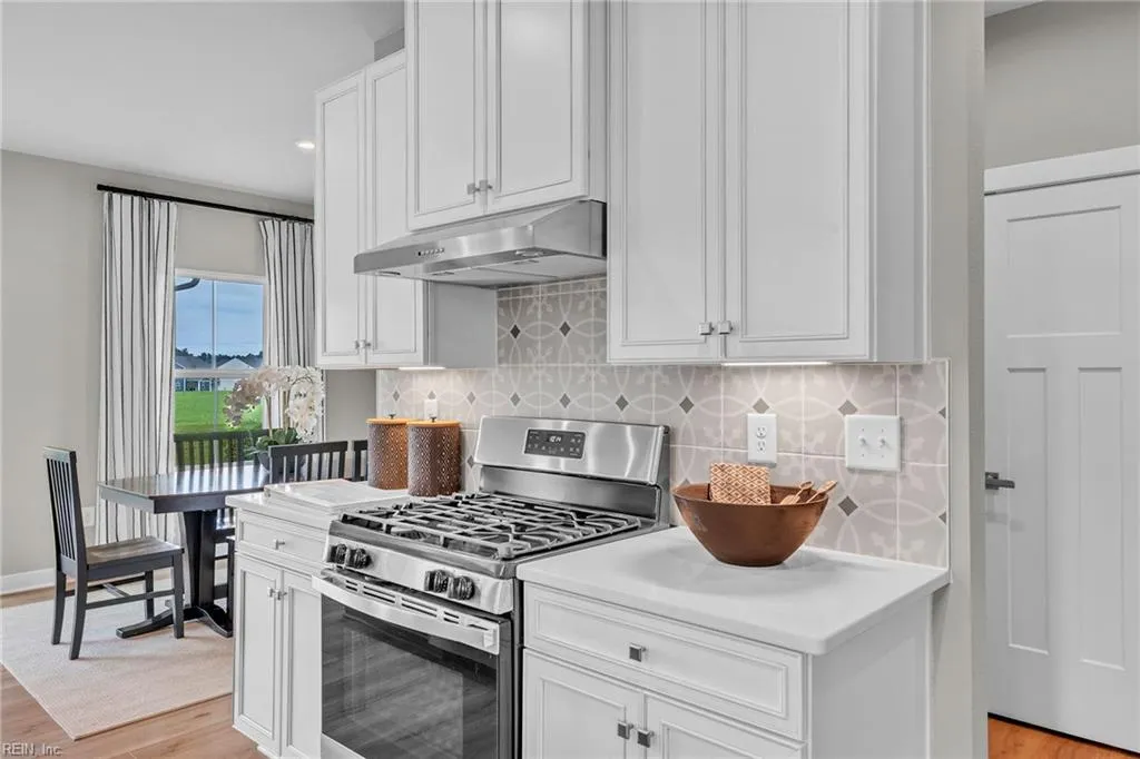 Suffolk, Virginia 23434, United States, 4 Bedrooms Bedrooms, ,3 BathroomsBathrooms,Residential,Active,255205